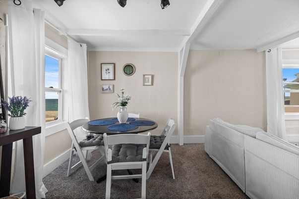 Dining room, Interior