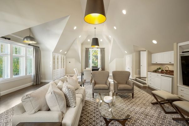 Dining room, Interior, Living room, Pendant Lights, Recessed Lighting, Wood Texture Flooring