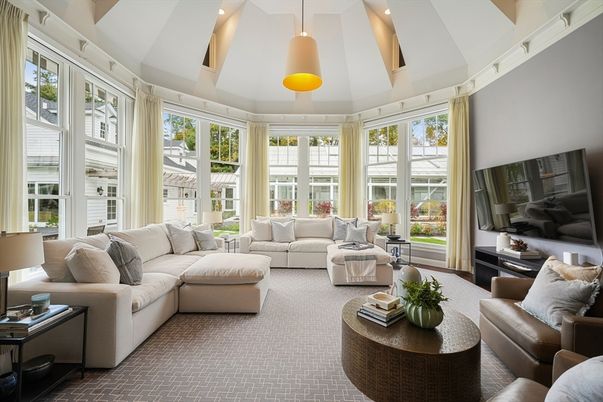 Interior, Living room, Pendant Lights