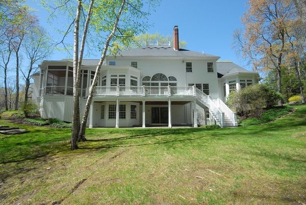 Backyard, Exterior, Facade, Solar Panels, American Foursquare