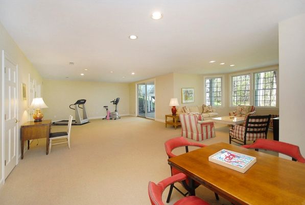 Dining room, Fitness Equipment, Interior, Living room, Recessed Lighting