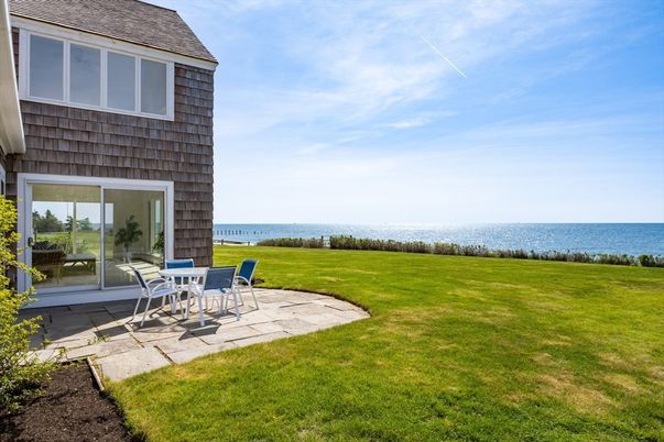 Backyard, Exterior, Water