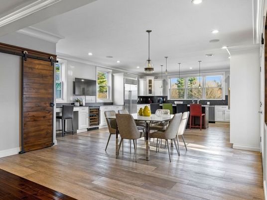 Dining room, Interior, Kitchen, Pendant Lights, Recessed Lighting, Wood Texture Flooring
