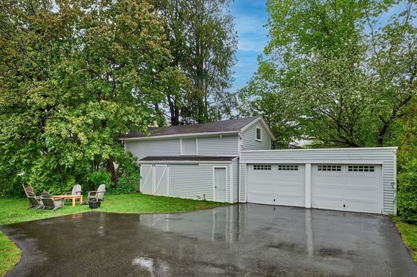Backyard, Detached Garage, Exterior