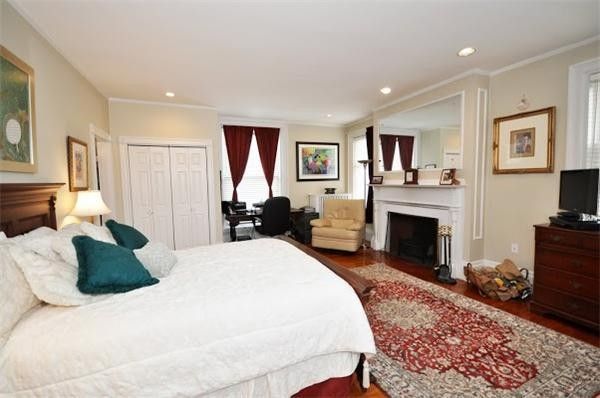 Bedroom, Fireplace, Interior, Recessed Lighting, Wood Texture Flooring