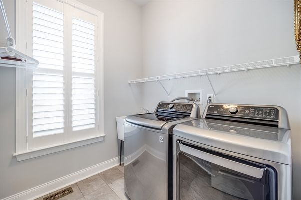 Interior, Washer