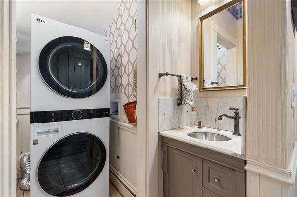 Interior, Utility Closets, Washer