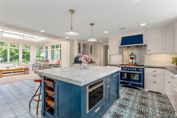 Interior, Kitchen, Living room, Pendant Lights, Recessed Lighting, Stainless Steel Appliances