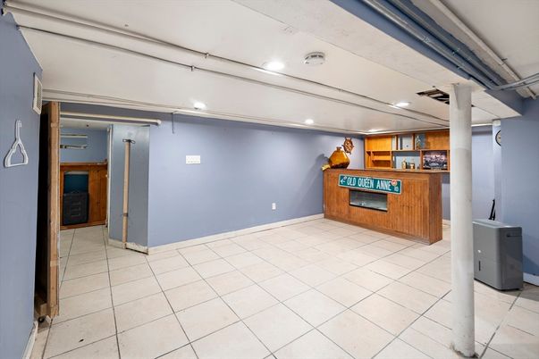Interior, Recessed Lighting