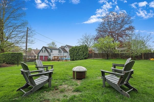 Backyard, Detached Garage, Exterior