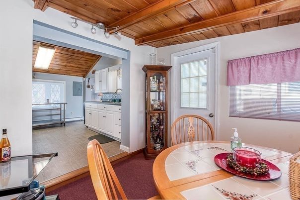 Dining room, Interior, Wooden Beams, Wooden Ceilings