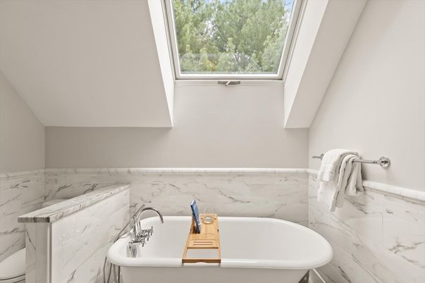 Bathroom, Free Standing Baths, Interior, Marble, Marble Walls