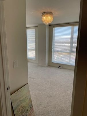 Chandelier, Empty room, Interior