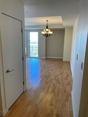 Chandelier, Empty room, Interior, Wood Texture Flooring