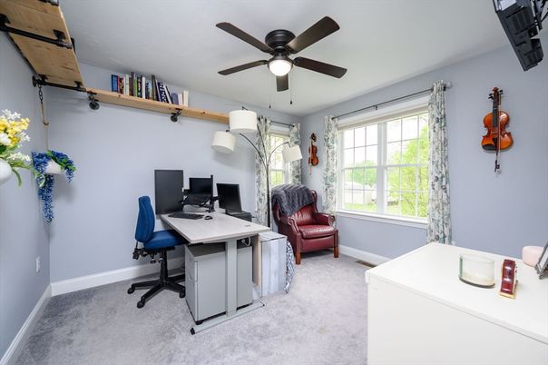 Home Office, Interior