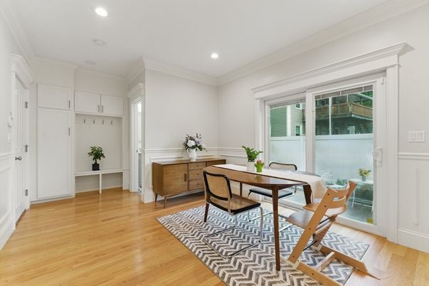 Dining room, Interior, Recessed Lighting, Wood Texture Flooring