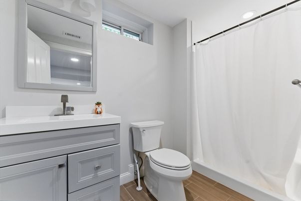 Bathroom, Interior, Recessed Lighting, Wood Texture Flooring