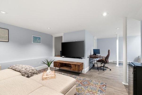 Home Office, Interior, Living room, Recessed Lighting, Wood Texture Flooring