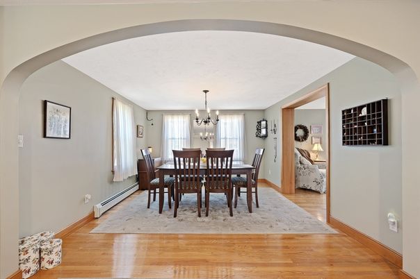 Chandelier, Dining room, Interior, Wood Texture Flooring