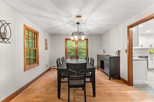 Dining room, Interior, Kitchen, Pendant Lights, Recessed Lighting, Wood Texture Flooring