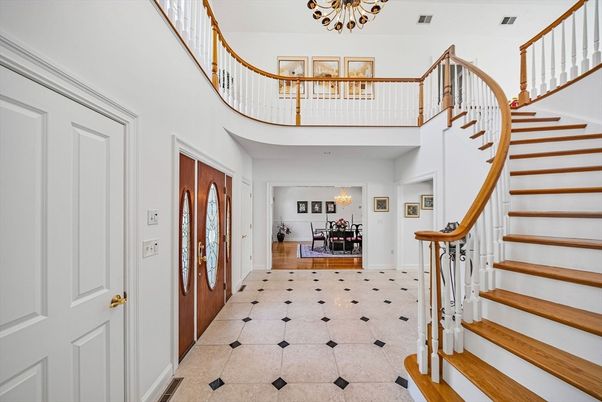 Chandelier, Dining room, Interior