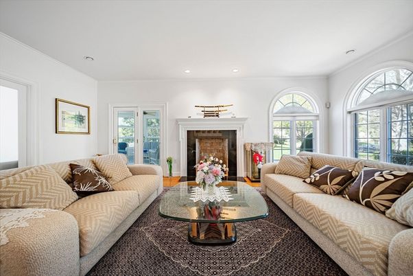Fireplace, Interior, Living room, Recessed Lighting