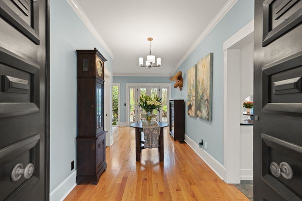 Chandelier, Dining room, Interior, Wood Texture Flooring