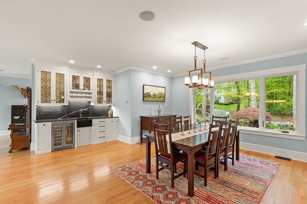 Chandelier, Dining room, Interior, Pendant Lights, Recessed Lighting, Wood Texture Flooring