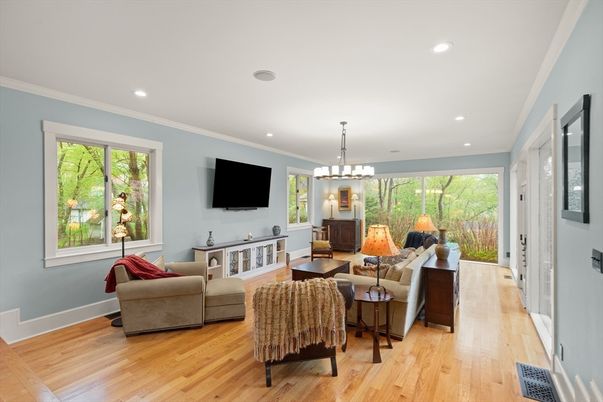 Chandelier, Fireplace, Interior, Living room, Pendant Lights, Recessed Lighting, Wood Texture Flooring