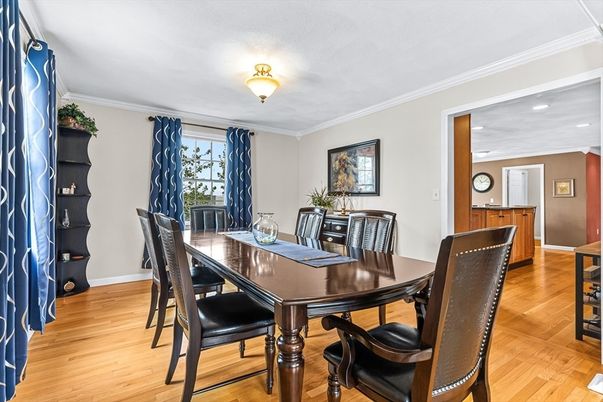 Dining room, Interior, Recessed Lighting, Wood Texture Flooring