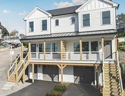 Attached, Exterior, Facade, Farmhouse