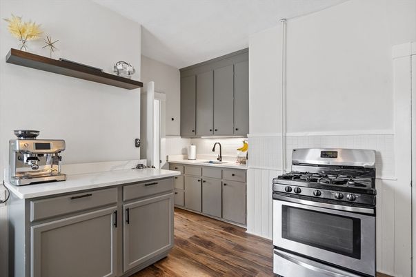 Interior, Kitchen, Stainless Steel Appliances, Wood Texture Flooring
