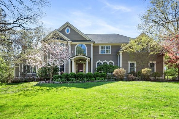 Backyard, Exterior, Facade, French Provincial