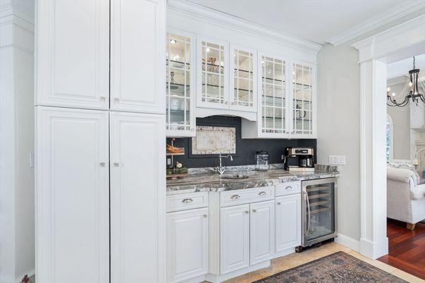 Chandelier, Interior, Kitchen, Wood Texture Flooring
