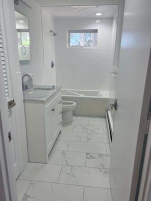 Bathroom, Interior, Marble, Recessed Lighting