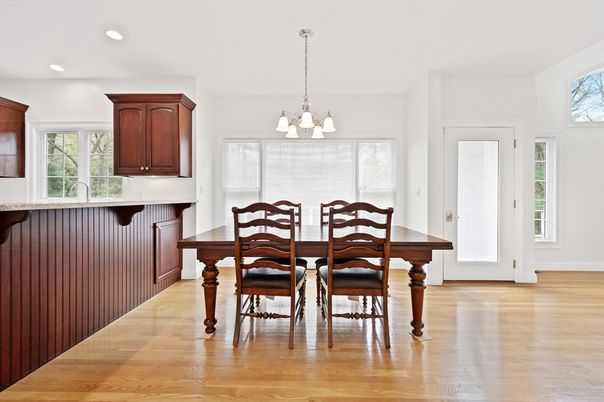 Chandelier, Dining room, Interior, Recessed Lighting, Wood Texture Flooring