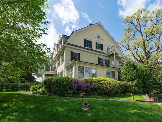 Backyard, Exterior, Facade, Queen Anne Victorian