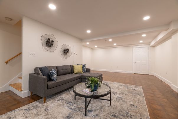 Interior, Living room, Recessed Lighting, Wood Texture Flooring