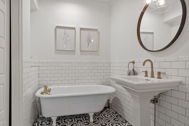 Bathroom, Dual Sink Vanities, Free Standing Baths, Interior