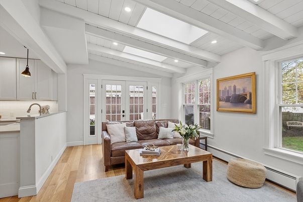 Interior, Kitchen, Living room, Pendant Lights, Recessed Lighting, Wood Texture Flooring