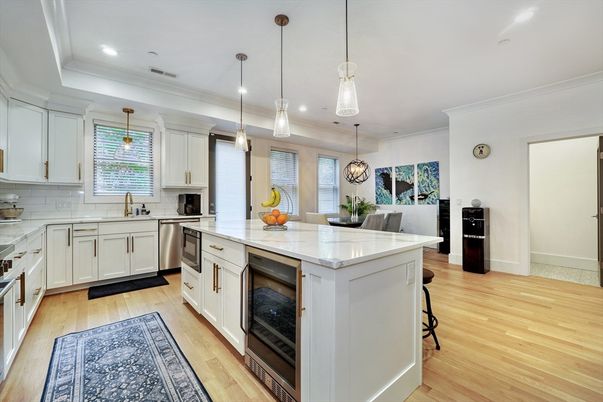 Dining room, Interior, Kitchen, Pendant Lights, Recessed Lighting, Stainless Steel Appliances, Wood Texture Flooring