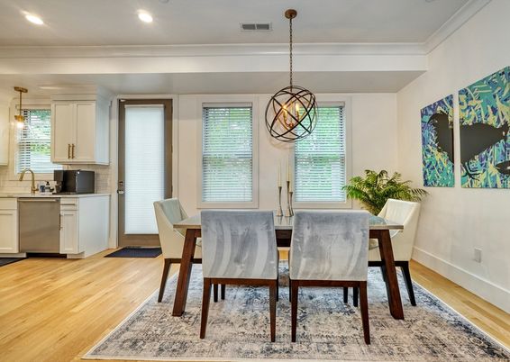 Chandelier, Dining room, Interior, Kitchen, Pendant Lights, Recessed Lighting, Wood Texture Flooring