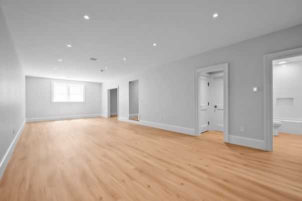 Empty room, Interior, Recessed Lighting, Wood Texture Flooring