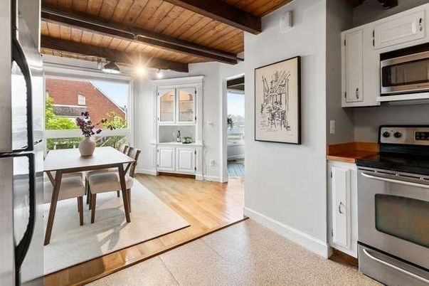 Dining room, Interior, Kitchen, Wooden Beams, Wooden Ceilings, Wood Texture Flooring