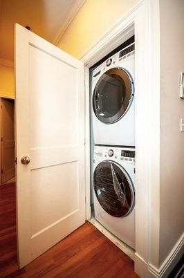 Interior, Utility Closets, Washer, Wood Texture Flooring