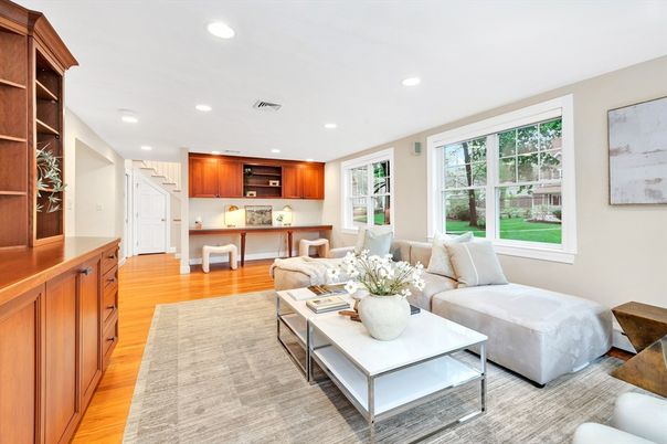 Interior, Living room, Recessed Lighting, Wood Texture Flooring