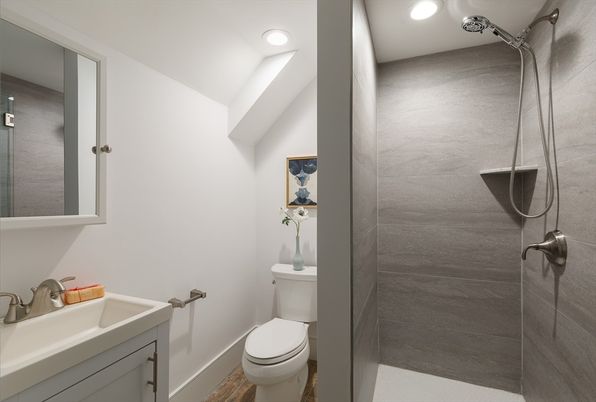 Bathroom, Interior, Recessed Lighting