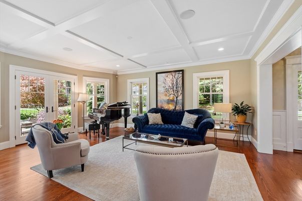Interior, Living room, Piano, Recessed Lighting, Wood Texture Flooring