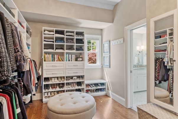 Interior, Walk-in Closets, Wood Texture Flooring