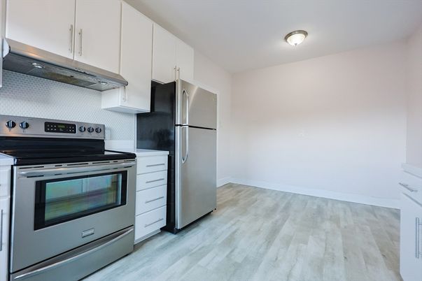 Interior, Kitchen, Stainless Steel Appliances, Wood Texture Flooring